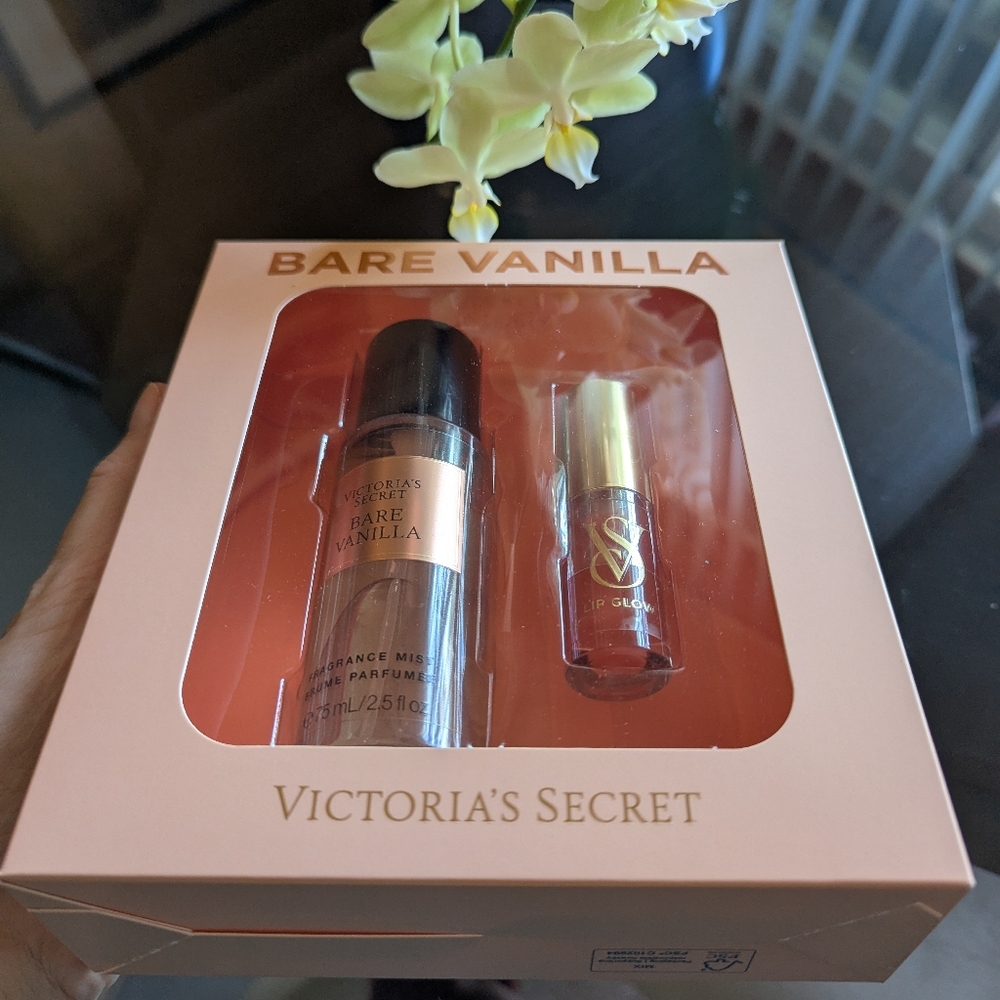 Victoria's Secret Set - Picture 3 of 12
